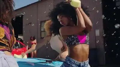 Скачать клип