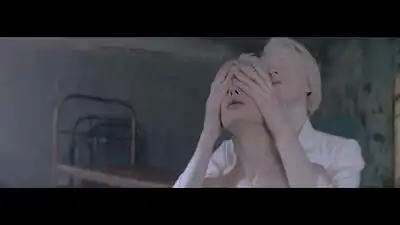 скачать клип Дана Соколова feat. Скруджи - Индиго