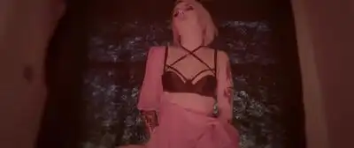 Скачать клип