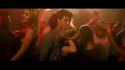 Скачать клип