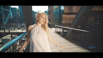 скачать клип Юлия Ласкер - Я смогу