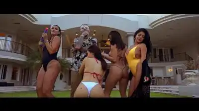 Скачать клип