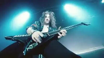 скачать клип EVIL INVADERS - Mental Penitentiary