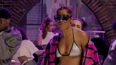 Скачать клип