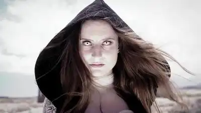 скачать клип CELLAR DARLING - Avalanche