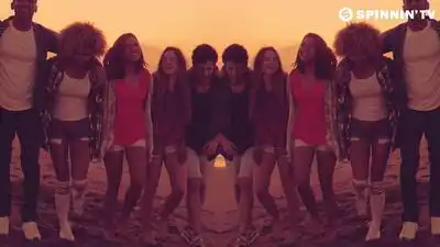 скачать клип Sander van Doorn - Mant Array