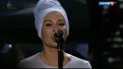 скачать клип НАРГИЗ - Верните память (Live)