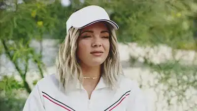 скачать клип Olly Murs, Louisa Johnson - Unpredictable