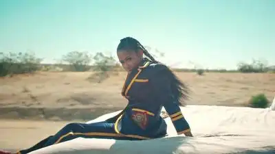 скачать клип DeJ Loaf - No Fear