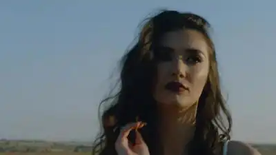 скачать клип Faydee - More