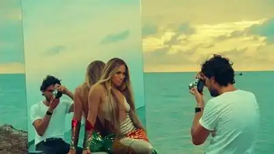 скачать клип Jennifer Lopez ft. Gente de Zona - Ni Tu Ni Yo