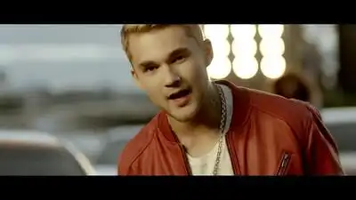 скачать клип Артем Бизин - Неприкасаема