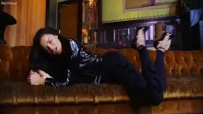 скачать клип Rogers and Dean - No Doubt