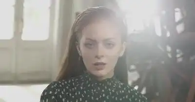 скачать клип ЕВА - Пять касаний