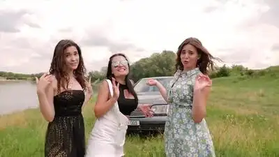 Скачать клип