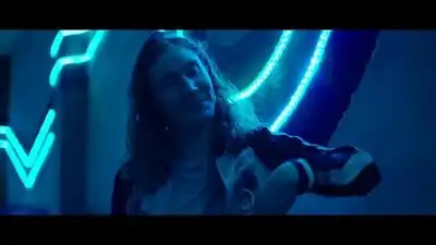 Скачать клип