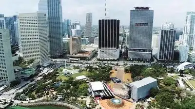 скачать клип Hardwell, KAAZE and Jonathan Mendelsohn - We Are Legends