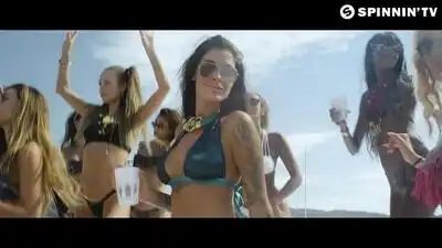 скачать клип Gianluca Vacchi - Viento