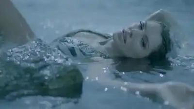 скачать клип Celia feat. Karym - La doua capete