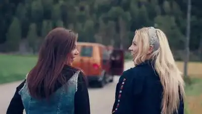 скачать клип Matoma and The Vamps - Staying Up