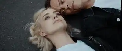 скачать клип Kush Kush – Fight Back With Love Tonight