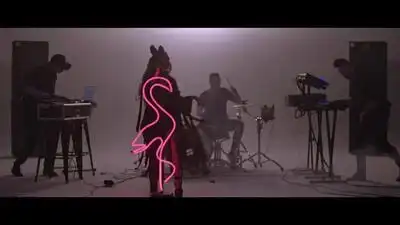 Скачать клип