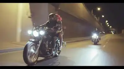 скачать клип Lanberry - Piatek