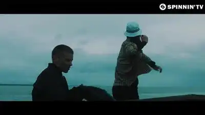 Скачать клип