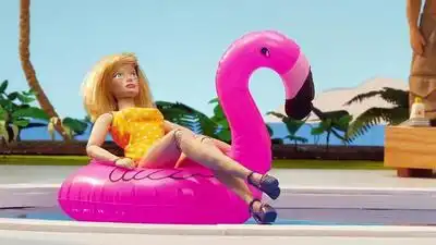 скачать клип Fergie - Love Is Blind