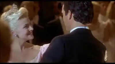 скачать клип Two Moon Junction - Smooth Operator