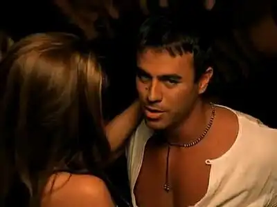 Скачать клип