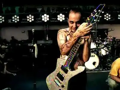 Скачать клип