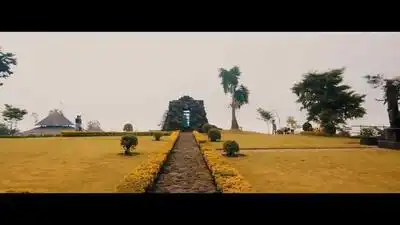 скачать клип Major Lazer ft. Selena Gomez - Hollow