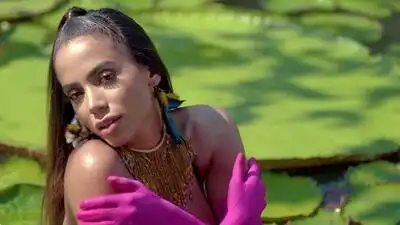 скачать клип Alesso and Anitta - Is That For Me