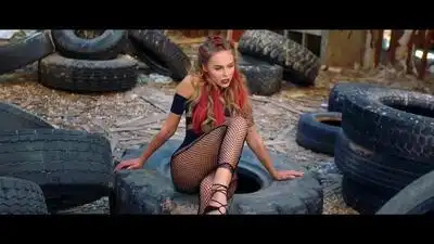 скачать клип Ханна - Пули