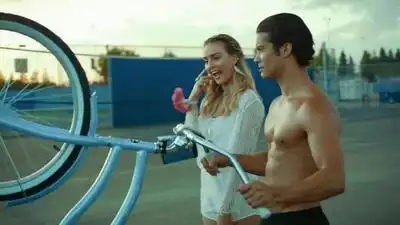 Скачать клип