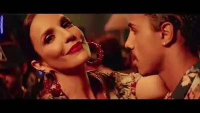 Скачать клип