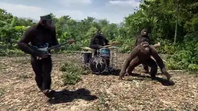 скачать клип Coldplay - Adventure Of A Lifetime