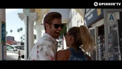 Скачать клип