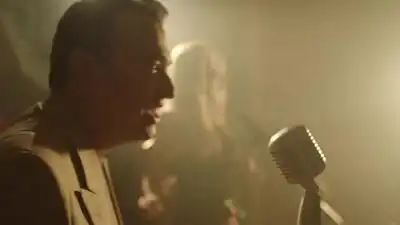 скачать клип Макс Корж - Напалм