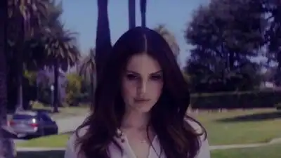скачать клип Lana Del Rey - Shades Of Cool