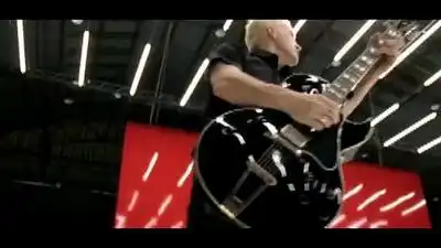 скачать клип Foo Fighters - The Pretender