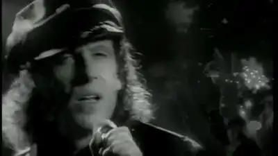 скачать клип Scorpions - Wind Of Change
