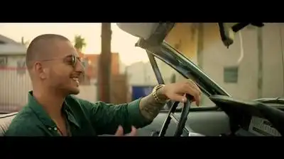 скачать клип Leslie Grace - Aire