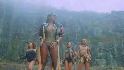 скачать клип Ludmilla - Sou Eu