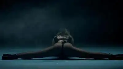 Скачать клип