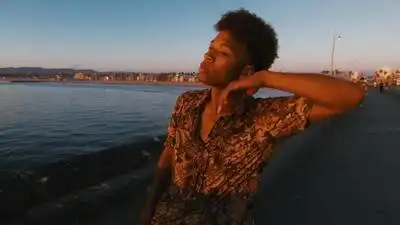 Скачать клип