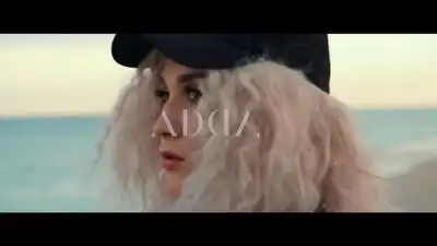 Скачать клип