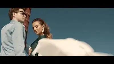 скачать клип Reea feat. Akcent - Rain