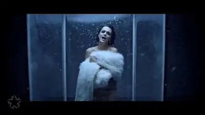 скачать клип Слава - Заметает зима